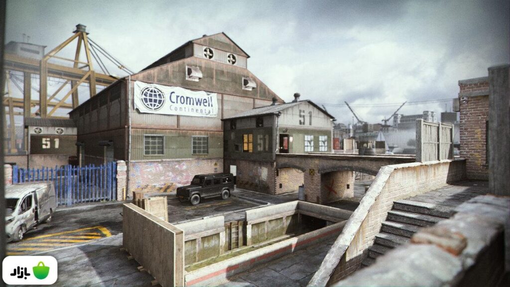 از روی پل میتوانید بین دو ساختمان اصلی تردد کنید