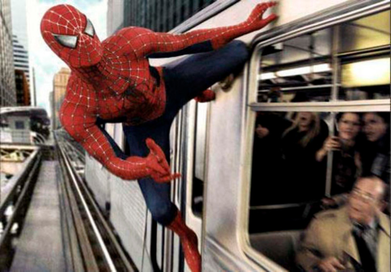 صحنه مبارزه روی قطار در مرد عنکبوتی 2