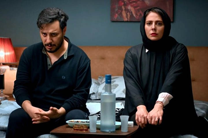 آزاده رعناپور و جواد عزتی در فصل اول سریال زخم کاری