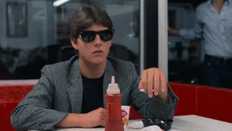 نقش آفرینی تام کروز در Risky Business