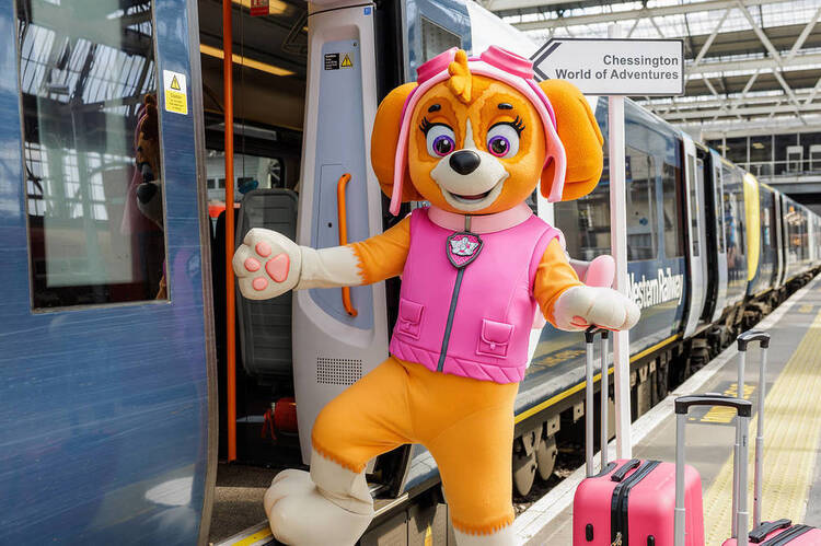 برای اولین بار در بریتانیا، پارک چسینگتون لندن از هتل موضوعی سگ‌های نگهبان (PAW Patrol) رونمایی کرد