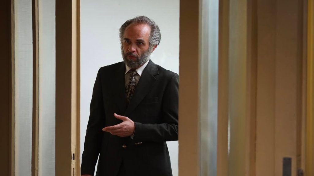 جمشید نجات، بیش از حد دلسوز