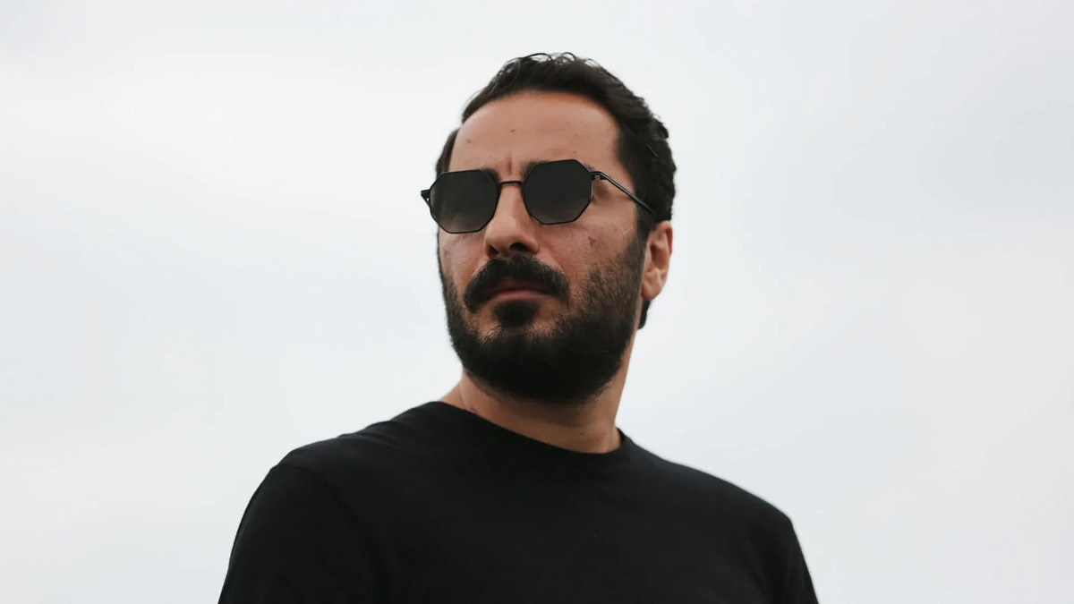 شخصیتی مرموز و کاریزماتیک که خشونت و فلسفه شخصی او، مخاطب را همزمان جذب و می‌ترساند