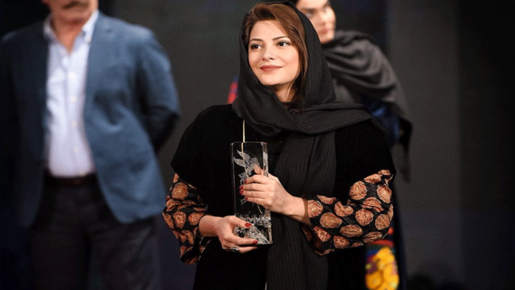طناز طباطبایی