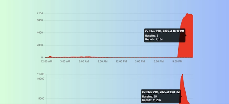 ماینکرفت (بالا) و آژور (پایین) هزاران گزارش ارور در پلتفرمهای مختلف دریافت کردهاند.