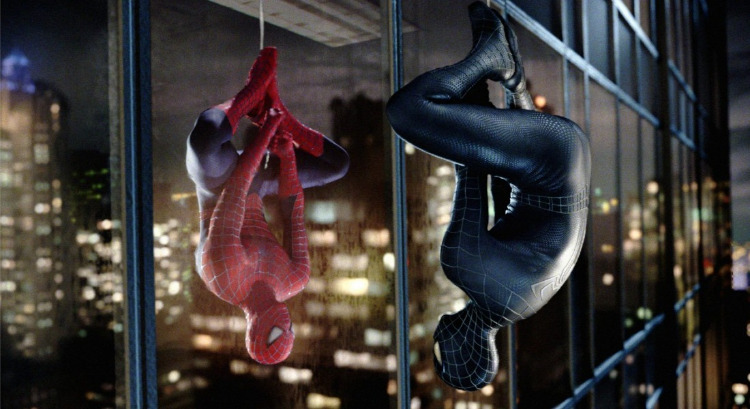 نبرد نهایی توبی مگوایر در سه‌گانه کلاسیک.