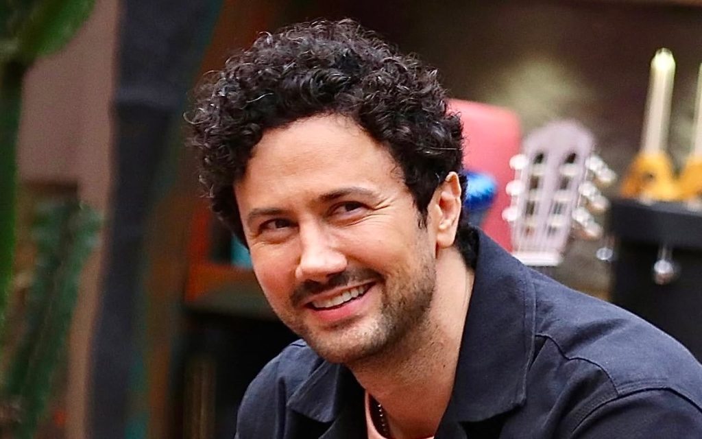 شاهرخ استخری