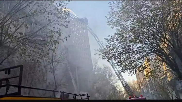 این آتشسوزی تنها یک خسارت مادی نبود، بلکه ضربهای به حافظه سینمایی و خاطرات جمعی چند نسل از شهروندان تهرانی وارد کرد