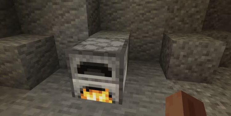 شما در بازی ماینکرافت میتوانید از کورهها به عنوان منبع روشنایی استفاده کنید.