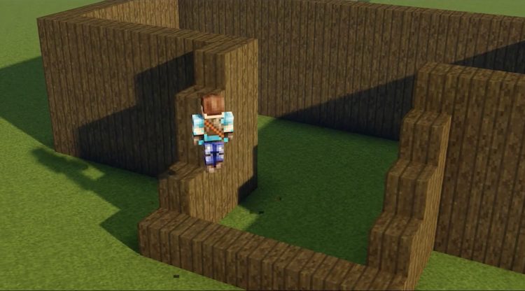 در ساخت دیوار خانه به سبک روهان در بازی ماینکرفت به گونهای باید عمل کنید که سقف شیب تندی به خود بگیرد.