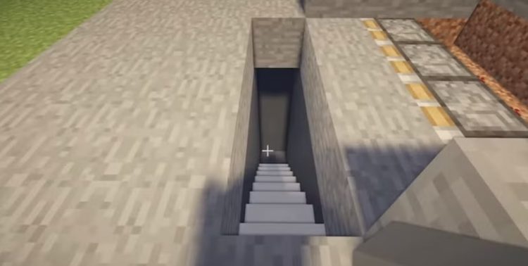 ورودی مخفی ساخته شده در بازی ماینکرفت