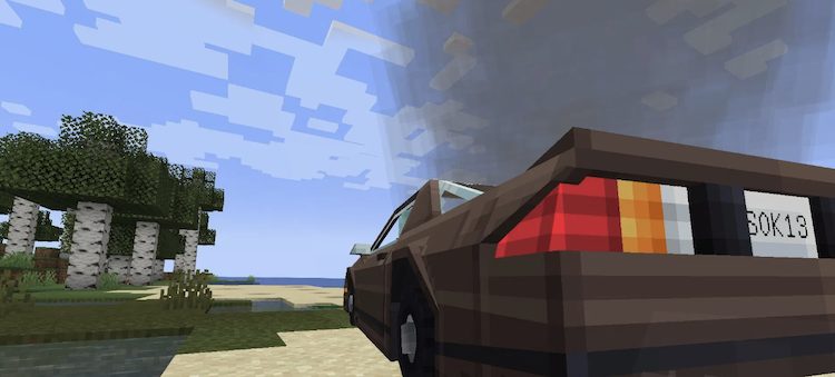 ماد Immersive Vehicles ماینکرفت به بازیکنان اجازه میدهد تا به راحتی ماشین برانند و هواپیما پرواز کنند.