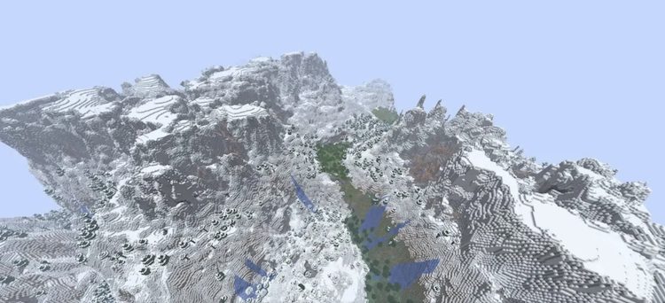 یک بازیکن ماینکرفت رشتهکوه بزرگی را در بازی پیدا کرده است.