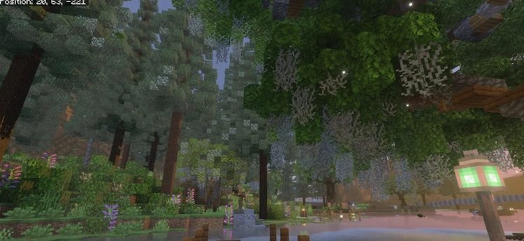یکی از بازیکنان ماینکرفت در دنیای سندباکس بازی، یک جنگل زیبا ساخته است.