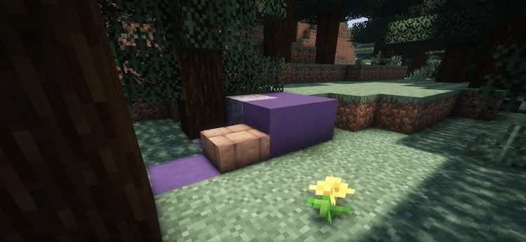 فقط چند بلوک از سازه روی سطح زمین دنیای ماینکرفت یافت میشود.