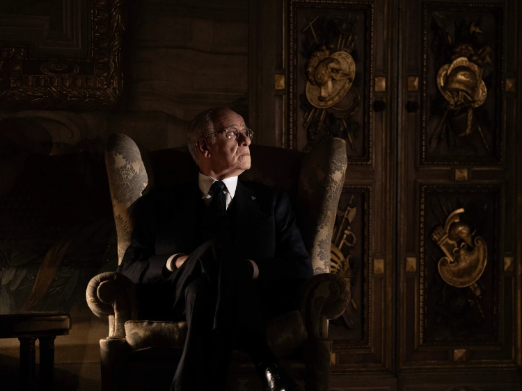 خاطرات عشق ازدسترفته همسرش، گذشتهای حلنشده را به اکنون سیاسی او پیوند میزند